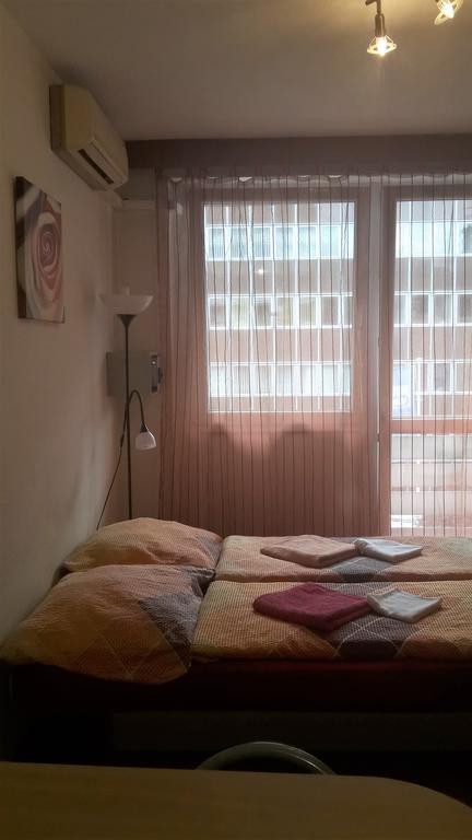 Judit Apartmanok ブダペスト エクステリア 写真