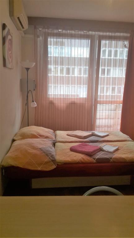Judit Apartmanok ブダペスト エクステリア 写真